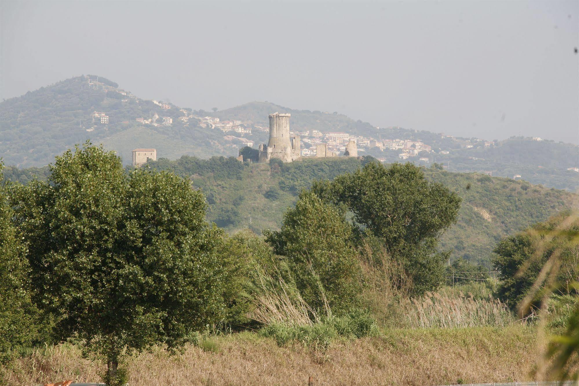 Hotel Leucosya Marina Di Casal Velino Exteriör bild